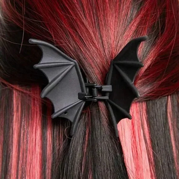 Halloween Themed Bat Hair Clip - Picture 2 of 6